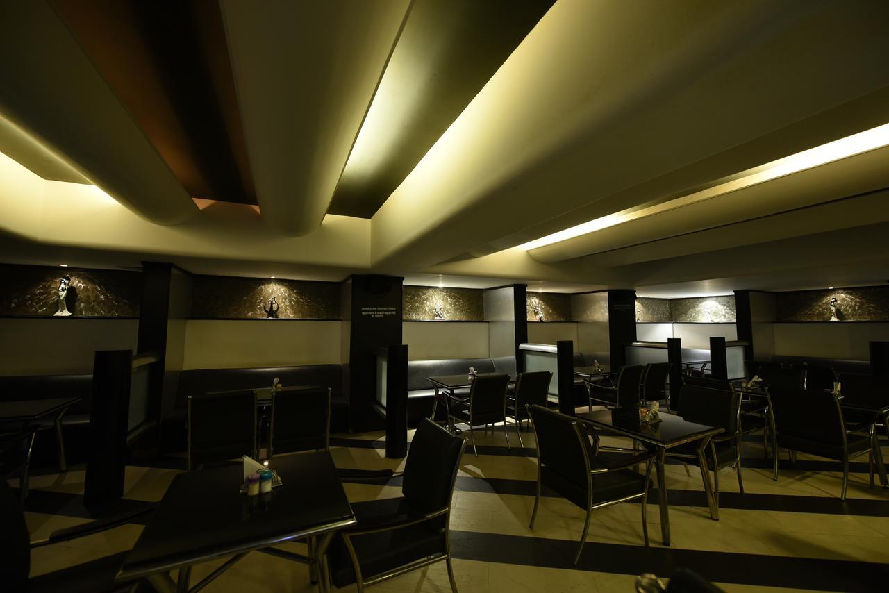 Hotel Rathna Residency Коимбаторе Екстериор снимка