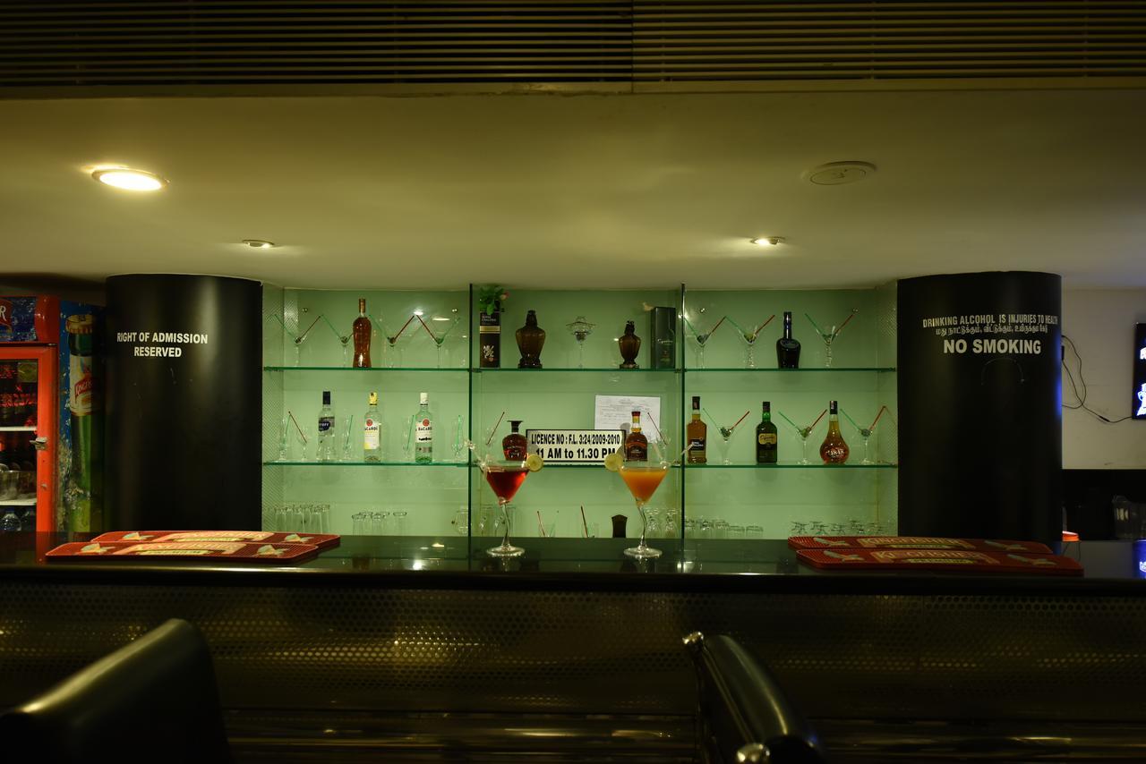 Hotel Rathna Residency Коимбаторе Екстериор снимка
